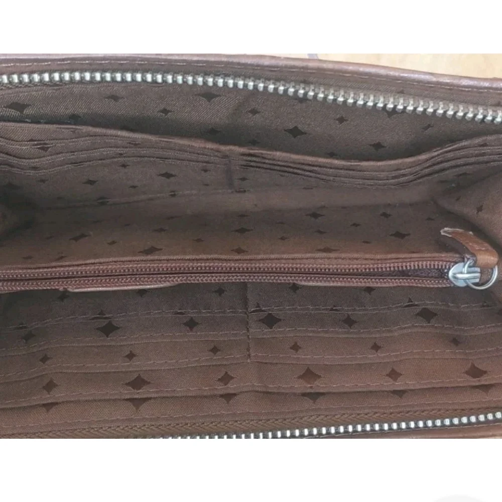 Fossil Marlow Clutch Wallet Brown Leather Zip Around Boho Hippie Southwestern